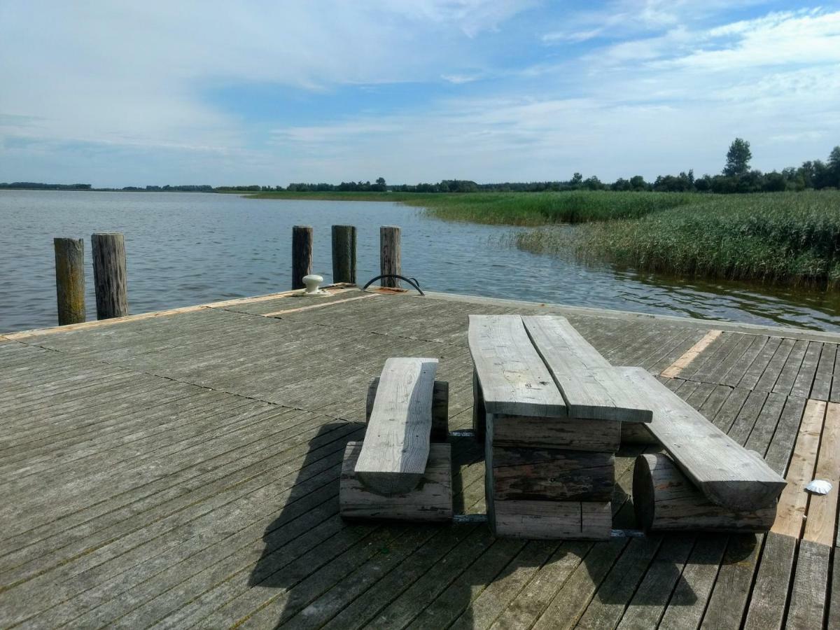 Ferienhaus-Bodden Villa Saal Buitenkant foto